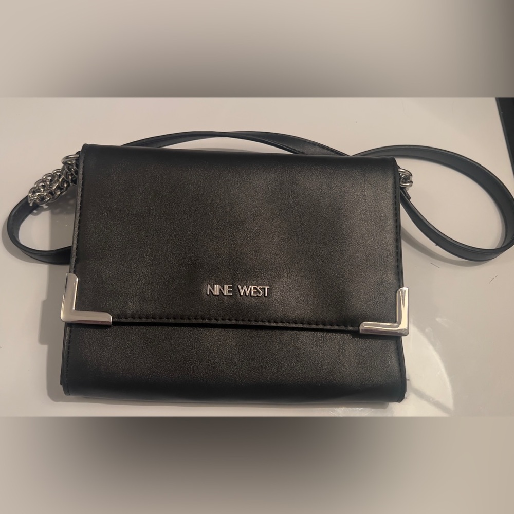 Nine West Black Leather Crossbody Bag converts to clutch